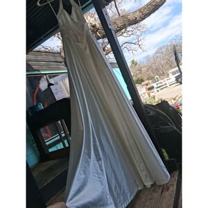 New Satin Elegant Bridal Gown Ivory White Wedding Dress w/ Slit Princess Halter